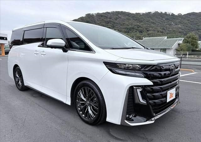 Toyota Vellfire 2026