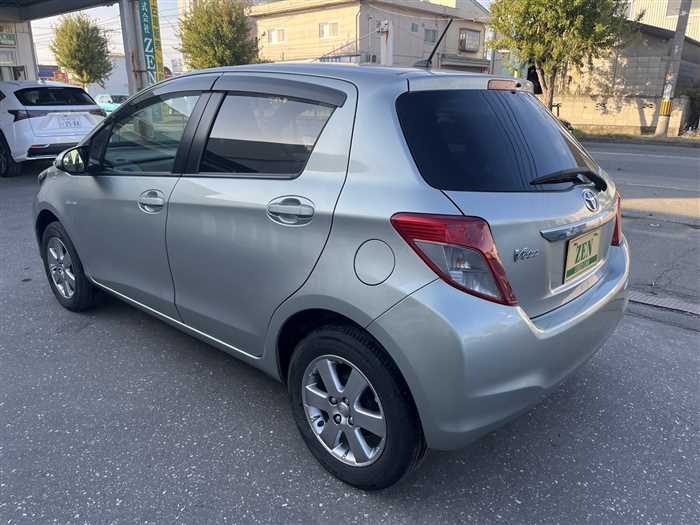 Toyota Vitz 2011
