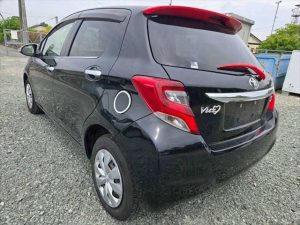 Toyota Vitz 2014