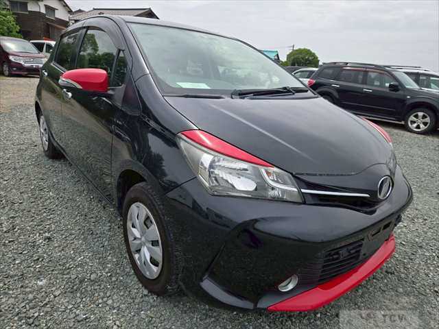 Toyota Vitz 2014