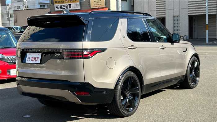 Land Rover Discovery 2021