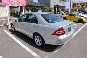 Mercedes-Benz C-Class 2006