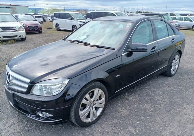 Mercedes-Benz C-Class 2010