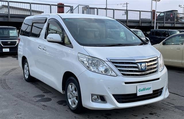 Toyota Alphard Hybrid 2013