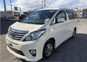 Toyota Alphard Hybrid 2014