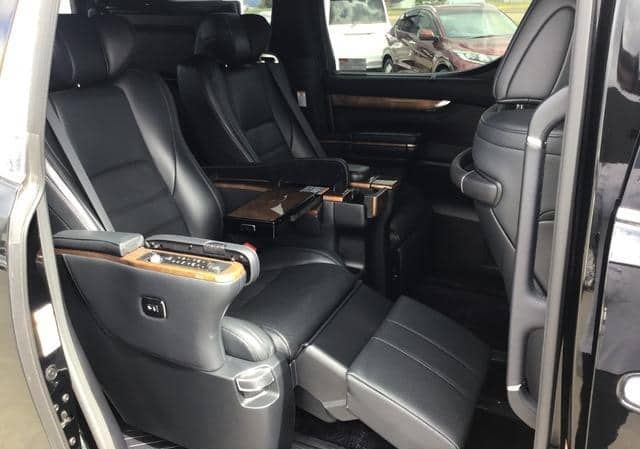 Toyota Alphard Hybrid 2015