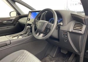 Toyota Alphard Hybrid 2026