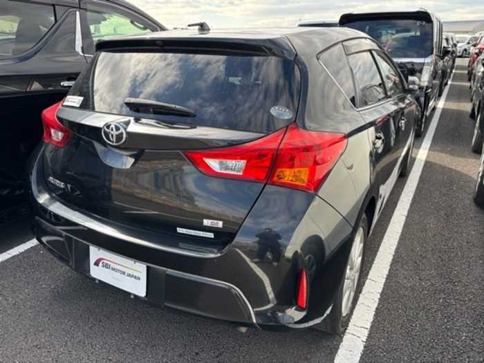 Toyota Auris 2013
