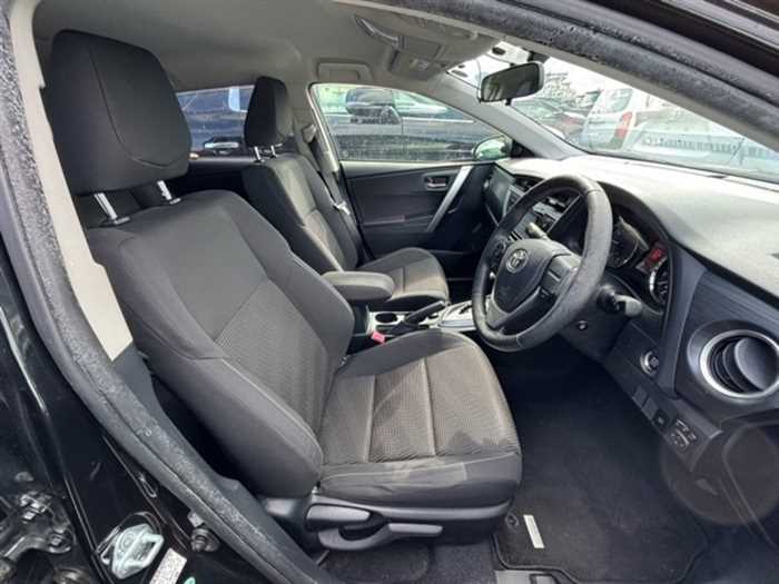 Toyota Auris 2013