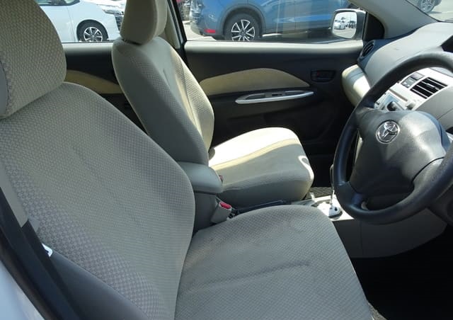 Toyota Belta 2007