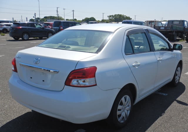 Toyota Belta 2009