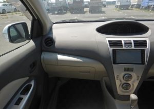Toyota Belta 2009