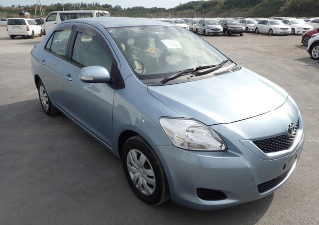 Toyota Belta 2012