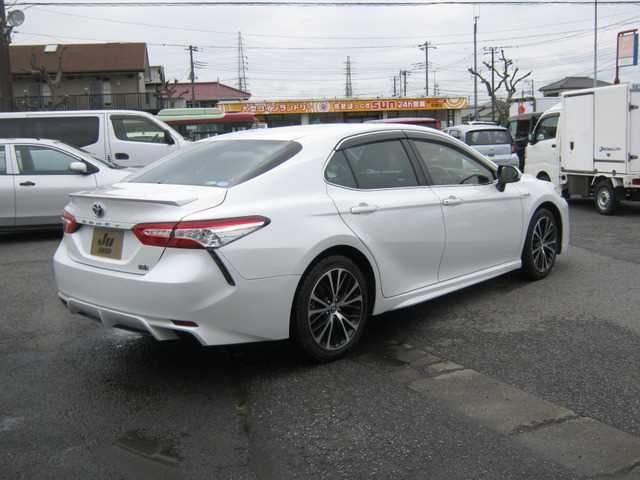Toyota Camry 2019