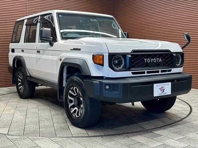 Toyota Land Cruiser 70 2023