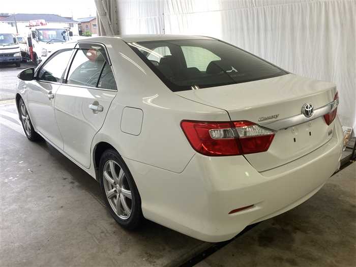 Toyota Camry Hybrid 2012