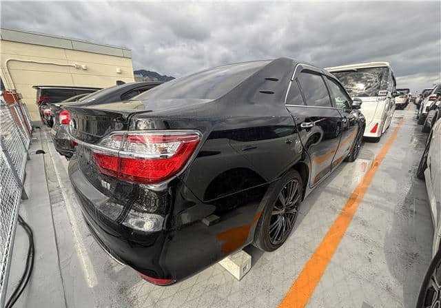Toyota Camry Hybrid 2015