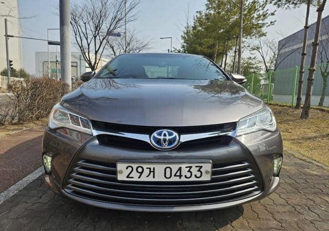 Toyota Camry Hybrid 2017