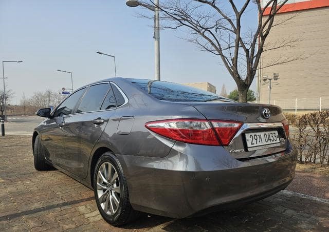 Toyota Camry Hybrid 2017