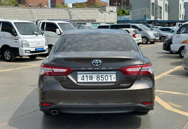 Toyota Camry Hybrid 2019
