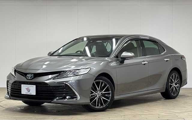 Toyota Camry Hybrid 2022