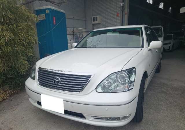 Toyota Celsior 2005