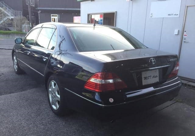 Toyota Celsior 2006