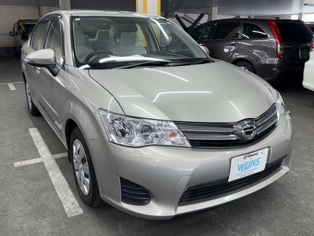 Toyota Corolla Axio 2014