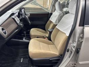 Toyota Corolla Axio 2014