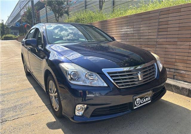 Toyota Crown 2010