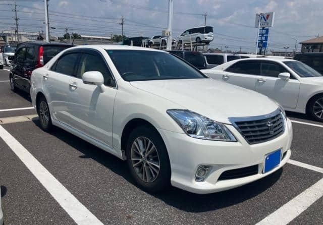 Toyota Crown 2012