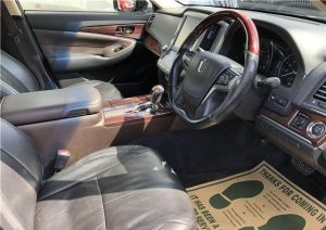 Toyota Crown 2014