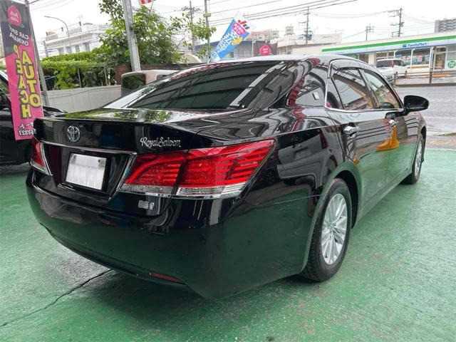 Toyota Crown 2016