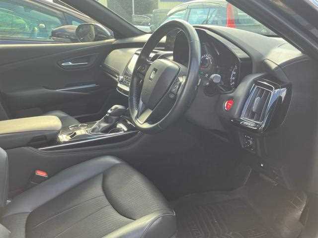 Toyota Crown 2019