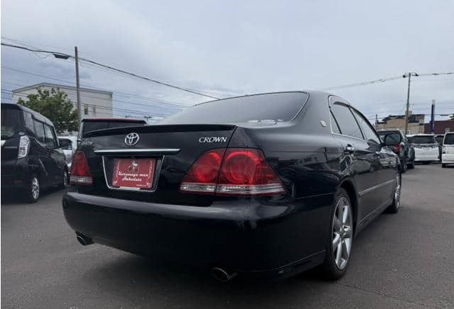 Toyota Crown Athlete Series 2005