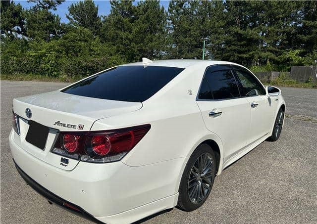 Toyota Crown Athlete Series 2016
