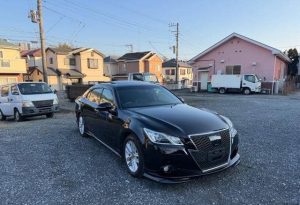 Toyota Crown Athlete Series 2015