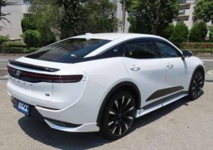 oyota Crown Crossover 2022