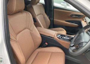 Toyota Crown Estate 2025