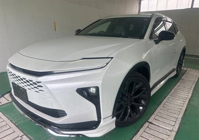 Toyota Crown Estate 2025