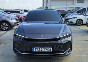 Toyota Crown Hybrid 2024