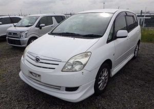 Toyota Corolla Spacio 2004