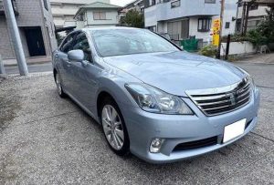 Toyota Crown Hybrid 2010