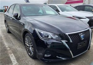 Toyota Crown Hybrid 2017