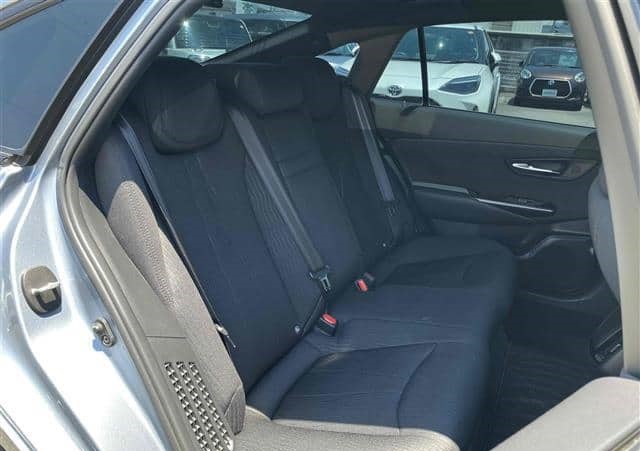 Toyota Crown Hybrid 2018