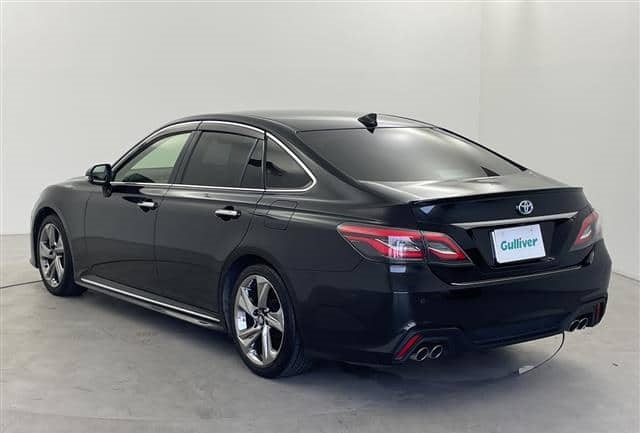 Toyota Crown Hybrid 2020