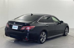 Toyota Crown Hybrid 2020