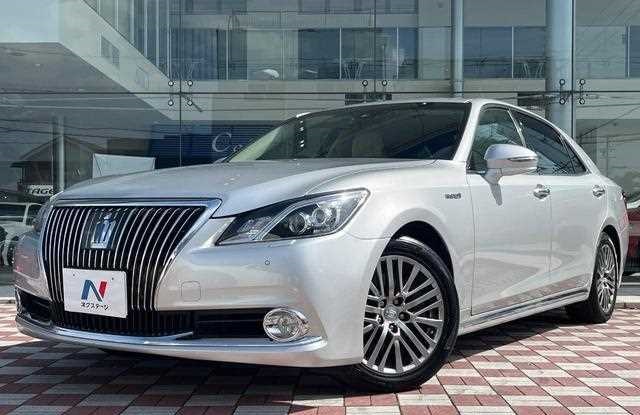 Toyota Crown Majesta 2017