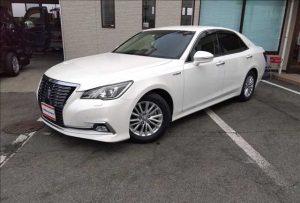 Toyota Crown Royal Series 2015